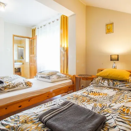 Zacisze Pod Golyska Guest House Bodzentyn Exterior photo