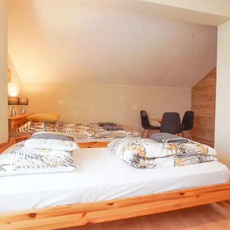 Zacisze Pod Golyska Guest House Bodzentyn Exterior photo
